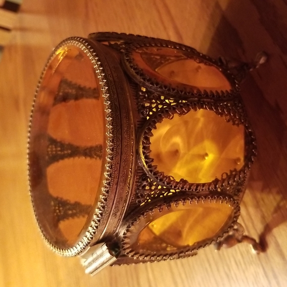 Antique Ormolu Filigree Footed Jewelry Box - Picture 5 of 16